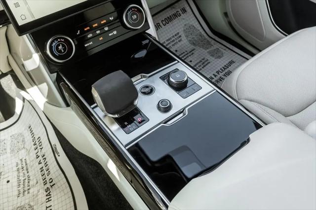 2023 Land Rover Range Rover P530 SE