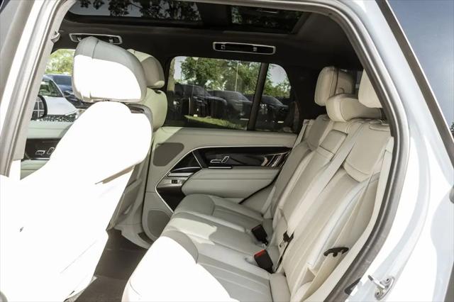 2023 Land Rover Range Rover P530 SE