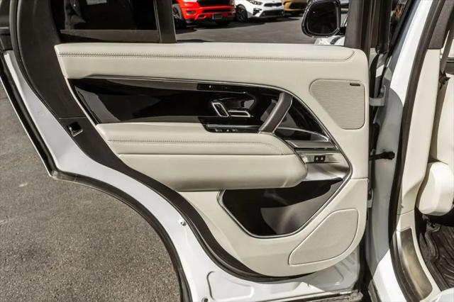 2023 Land Rover Range Rover P530 SE