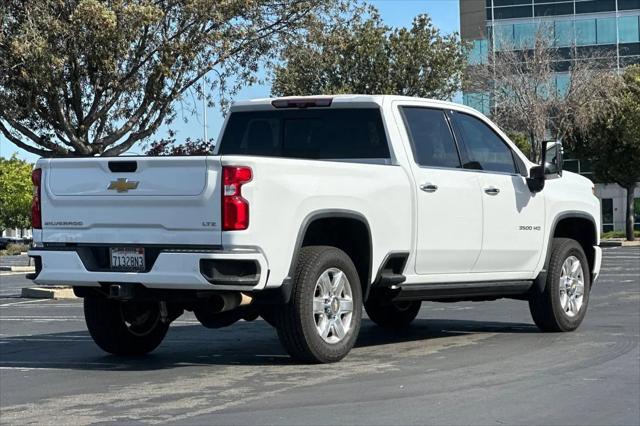 2022 Chevrolet Silverado 3500HD 4WD Crew Cab Standard Bed LTZ