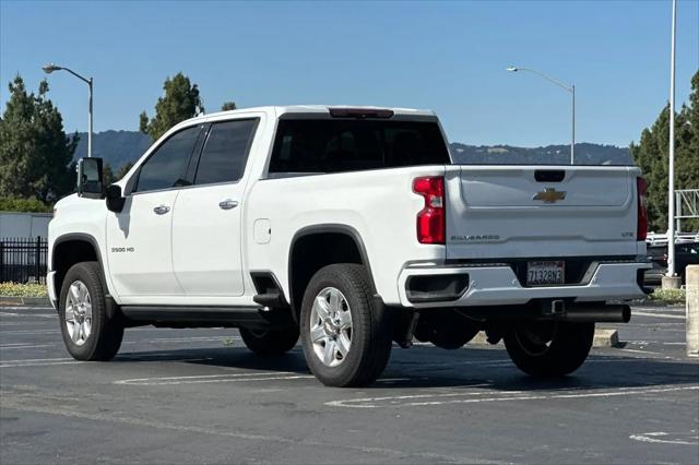 2022 Chevrolet Silverado 3500HD 4WD Crew Cab Standard Bed LTZ