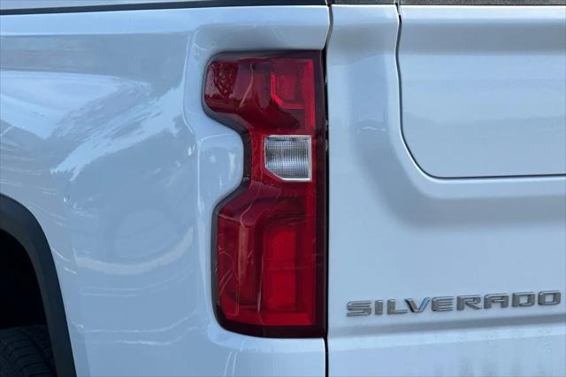 2022 Chevrolet Silverado 3500HD 4WD Crew Cab Standard Bed LTZ