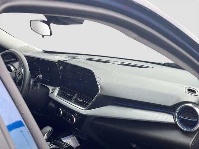 2024 Chevrolet Trax FWD LT