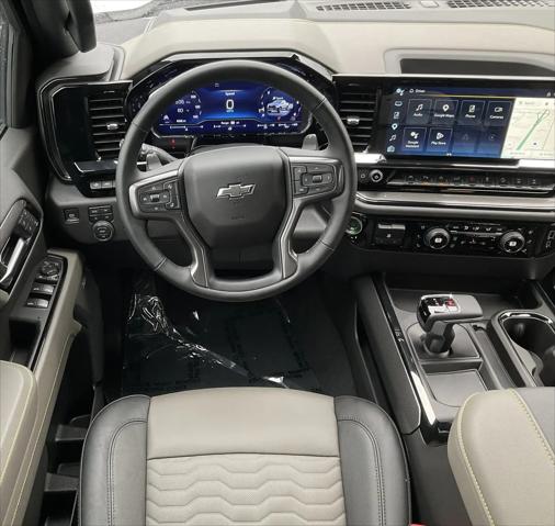 2025 Chevrolet Silverado 1500 4WD Crew Cab Short Bed ZR2