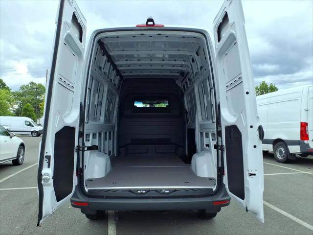 2026 Mercedes-Benz Sprinter 2500 Standard Roof 4-Cyl Diesel