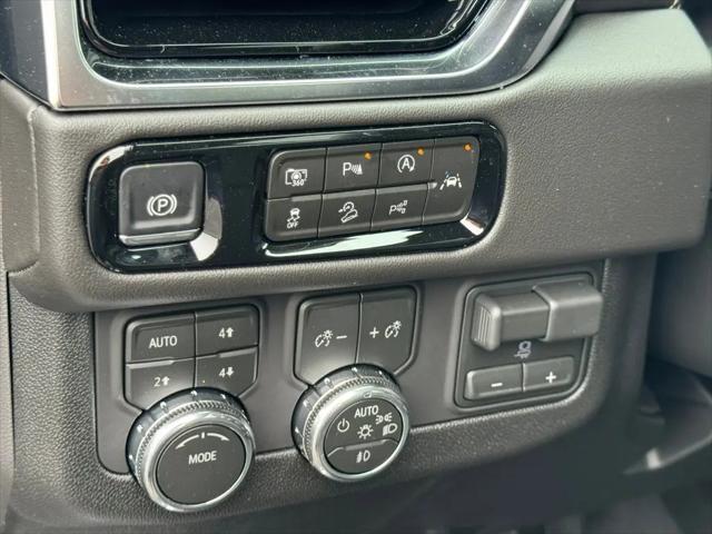 2026 GMC Yukon XL 4WD Elevation