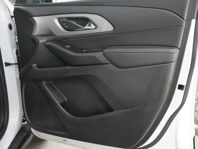 2020 Chevrolet Traverse AWD LT Cloth