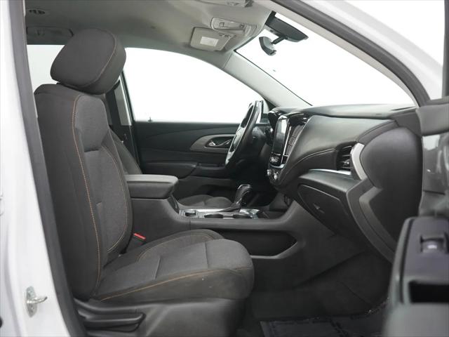 2020 Chevrolet Traverse AWD LT Cloth
