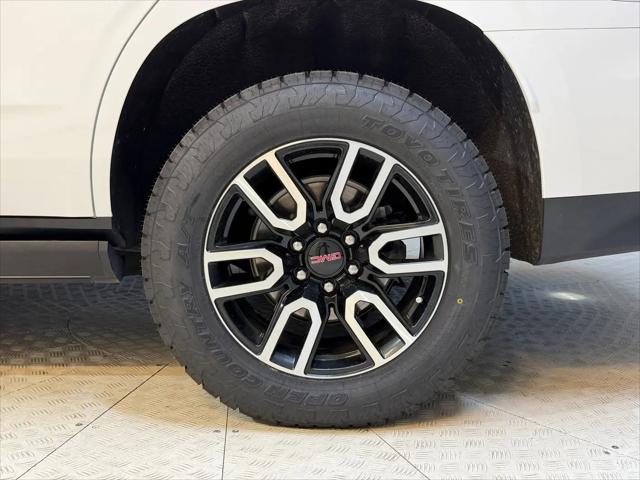 2023 GMC Yukon 4WD AT4