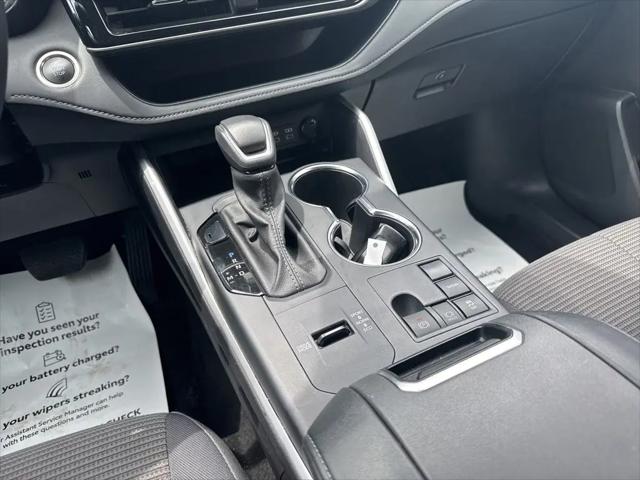 2025 Toyota Highlander LE
