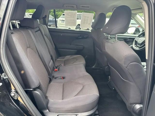 2025 Toyota Highlander LE