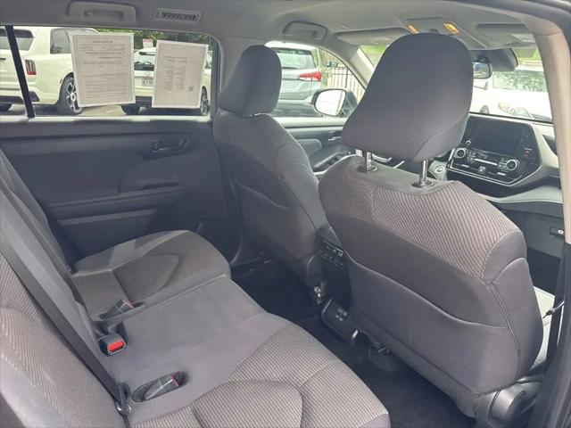 2025 Toyota Highlander LE