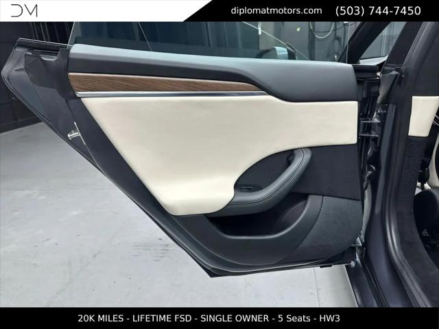 2022 Tesla Model S Dual Motor All-Wheel Drive