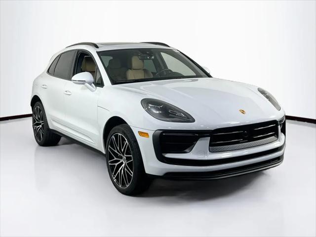 2024 Porsche Macan Macan