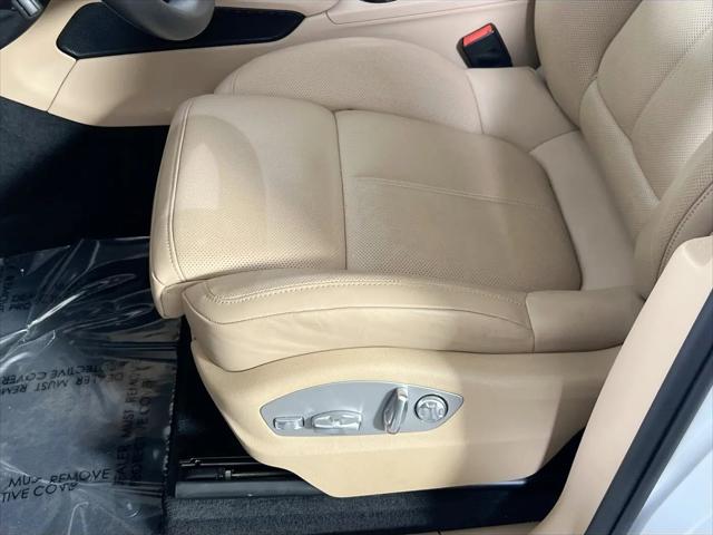 2024 Porsche Macan Macan