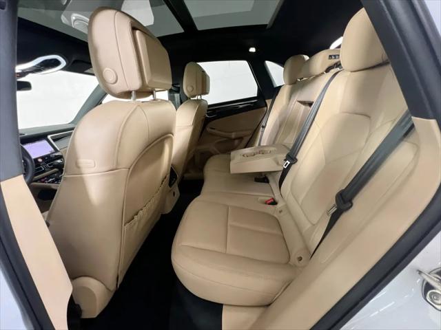 2024 Porsche Macan Macan