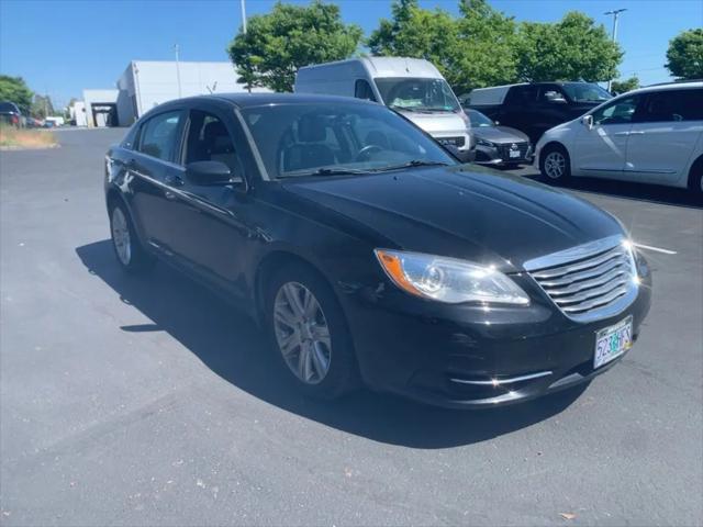 2013 Chrysler 200 Touring