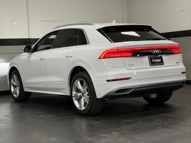 2023 Audi Q8 Premium 55 TFSI quattro Tiptronic