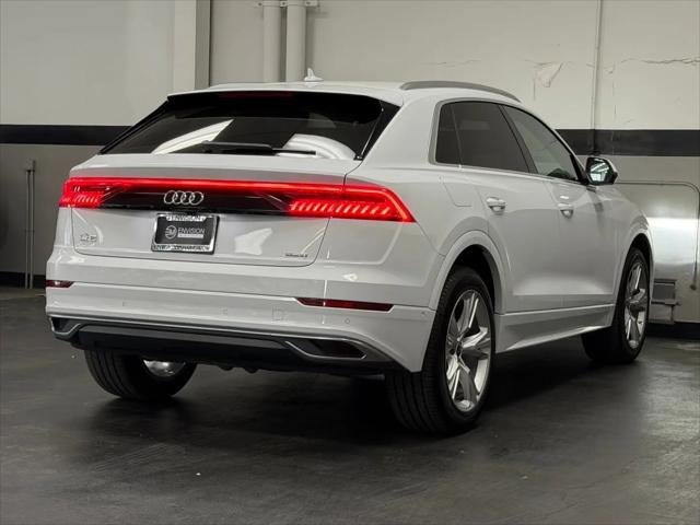 2023 Audi Q8 Premium 55 TFSI quattro Tiptronic