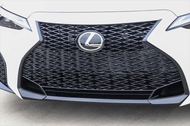 2025 Lexus IS 300 F SPORT Design