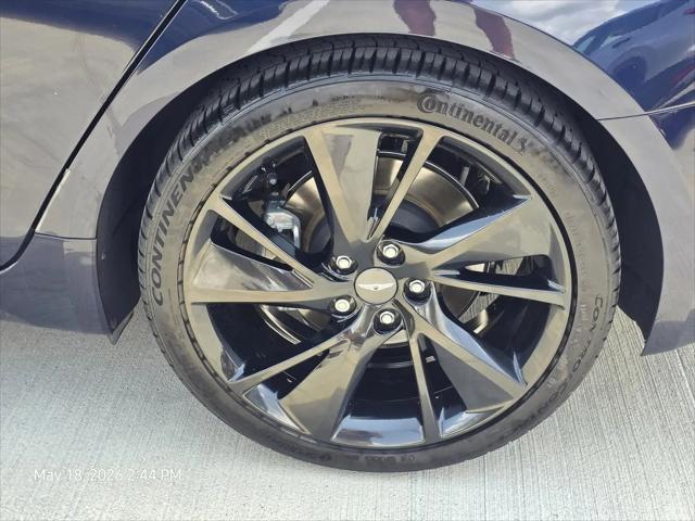 2023 Genesis G70 2.0T RWD