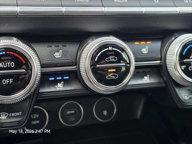 2023 Genesis G70 2.0T RWD