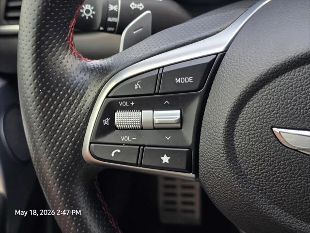 2023 Genesis G70 2.0T RWD