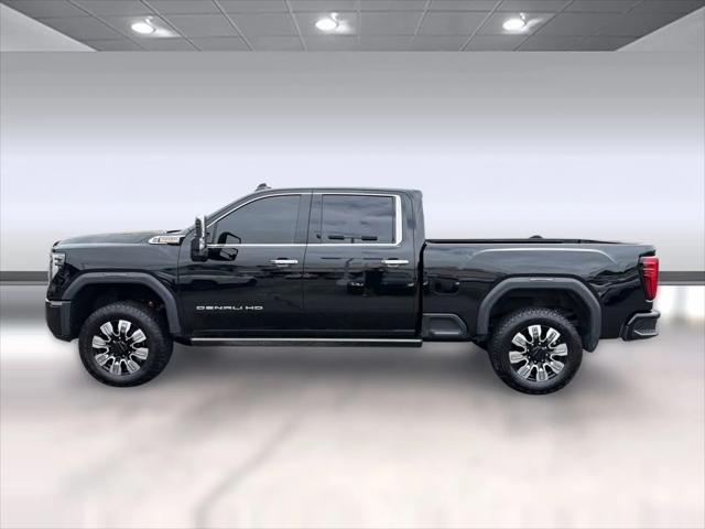 2024 GMC Sierra 2500HD 4WD Crew Cab Standard Bed Denali