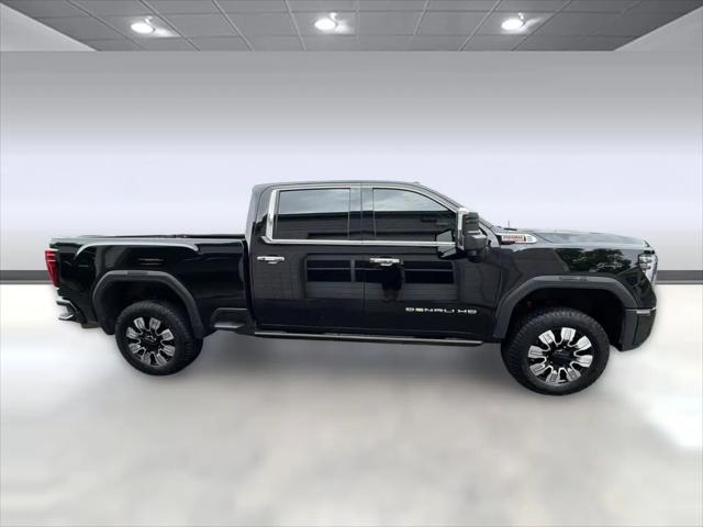 2024 GMC Sierra 2500HD 4WD Crew Cab Standard Bed Denali
