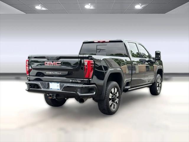 2024 GMC Sierra 2500HD 4WD Crew Cab Standard Bed Denali