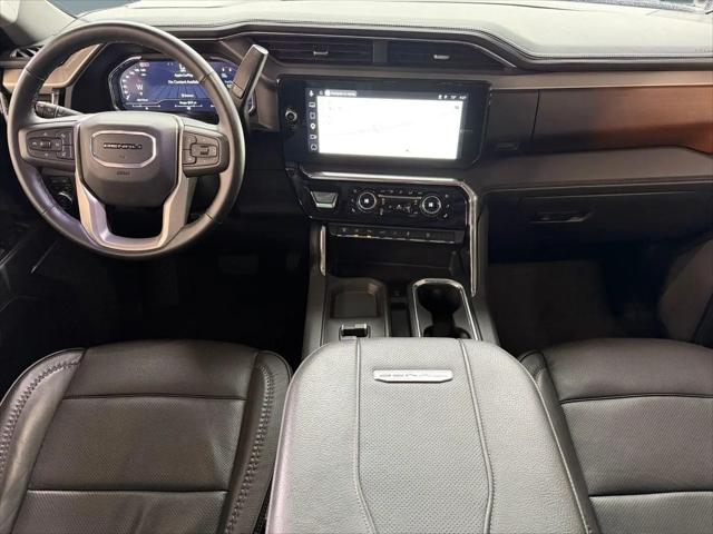 2024 GMC Sierra 2500HD 4WD Crew Cab Standard Bed Denali