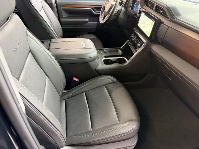 2024 GMC Sierra 2500HD 4WD Crew Cab Standard Bed Denali