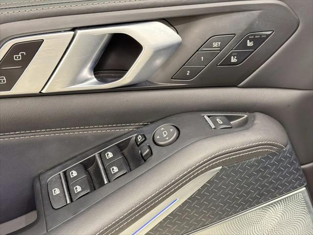2021 BMW X5 M50i