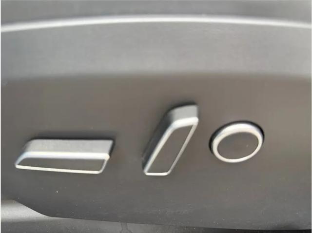 2022 Tesla Model X Dual Motor All-Wheel Drive