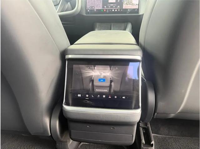 2022 Tesla Model X Dual Motor All-Wheel Drive