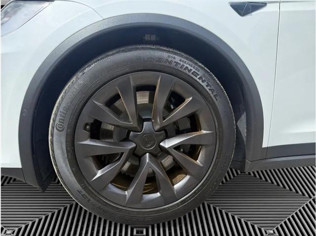 2022 Tesla Model X Dual Motor All-Wheel Drive