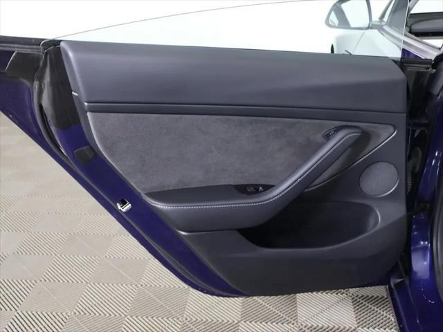 2022 Tesla Model 3 Long Range Dual Motor All-Wheel Drive