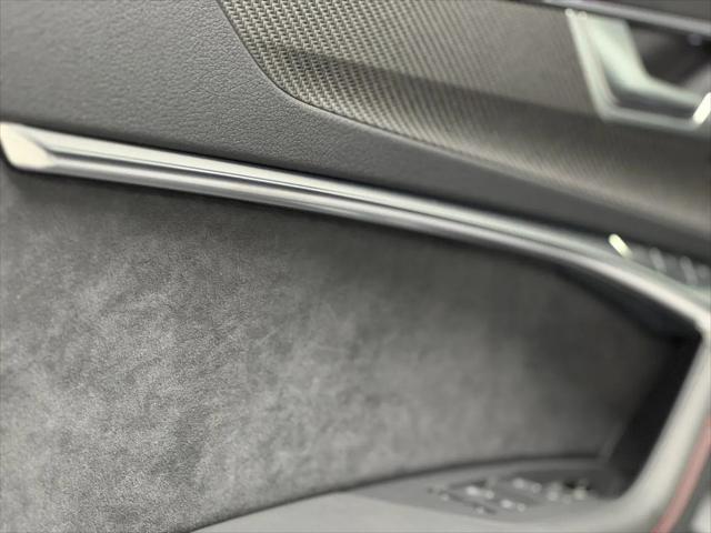 2025 Audi RS 6 Avant Performance quattro tiptronic
