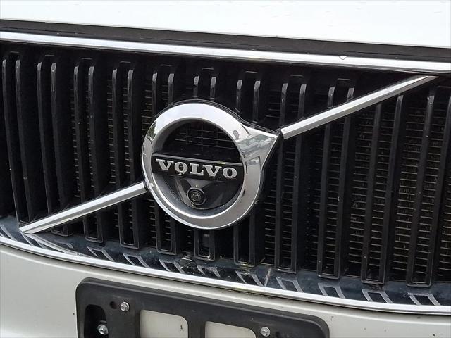 2019 Volvo XC90 T6 Momentum