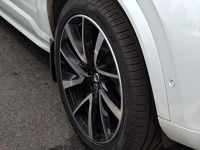 2019 Volvo XC90 T6 Momentum