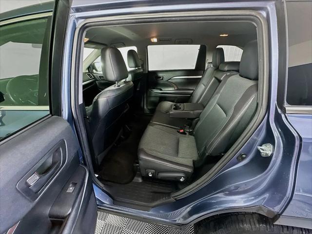 2015 Toyota Highlander LE Plus V6
