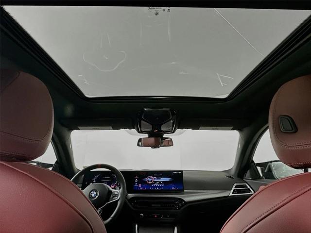 2025 BMW M240 i xDrive