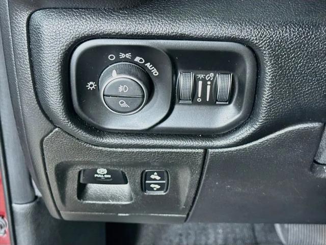 2019 Ram 1500 Big Horn/Lone Star Crew Cab 4x4 57 Box