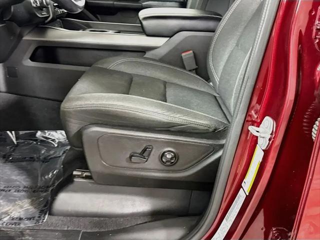 2019 Ram 1500 Big Horn/Lone Star Crew Cab 4x4 57 Box