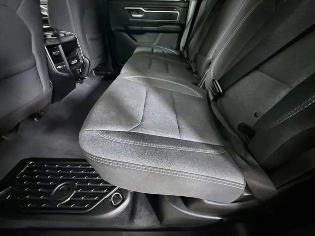 2019 Ram 1500 Big Horn/Lone Star Crew Cab 4x4 57 Box