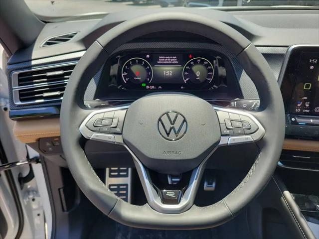 2026 Volkswagen Atlas Cross Sport SEL R-Line Black