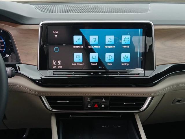 2026 Volkswagen Atlas SE with Technology
