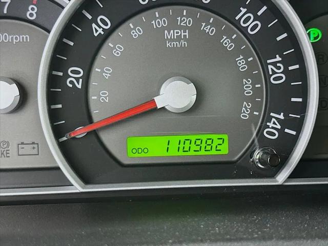 2008 Kia Sorento LX Base
