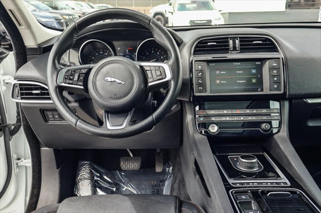 2018 Jaguar F-PACE 25t Prestige