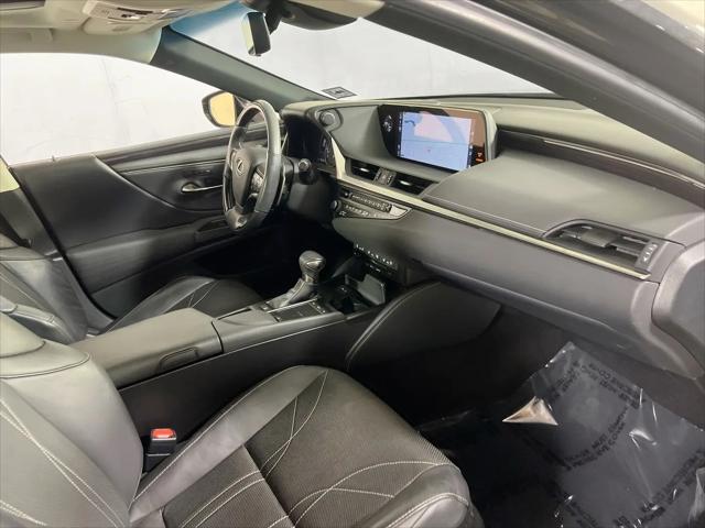 2019 Lexus ES 350 Luxury
